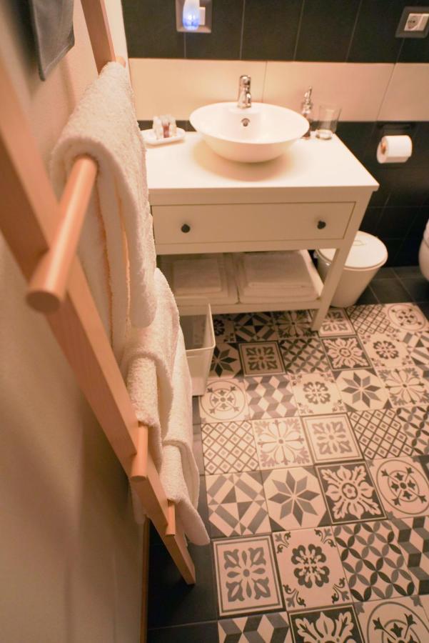 Sa Domo E Giuanne E Giuanna Bed & Breakfast Bosa Ngoại thất bức ảnh