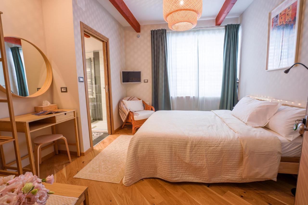 Sa Domo E Giuanne E Giuanna Bed & Breakfast Bosa Ngoại thất bức ảnh