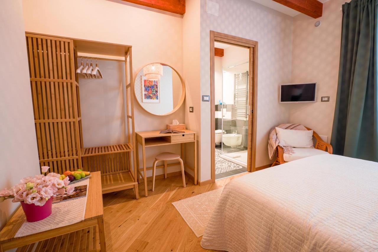 Sa Domo E Giuanne E Giuanna Bed & Breakfast Bosa Ngoại thất bức ảnh