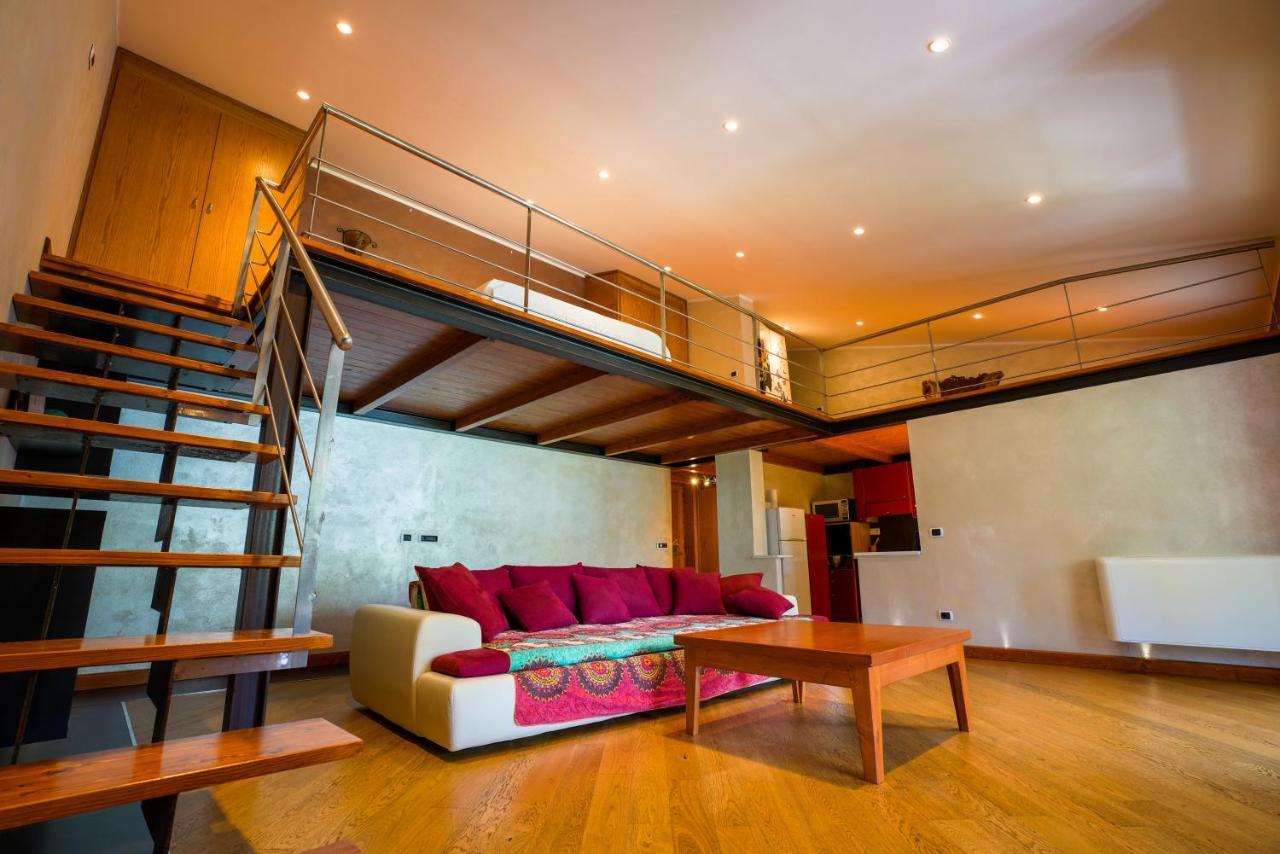Sa Domo E Giuanne E Giuanna Bed & Breakfast Bosa Ngoại thất bức ảnh