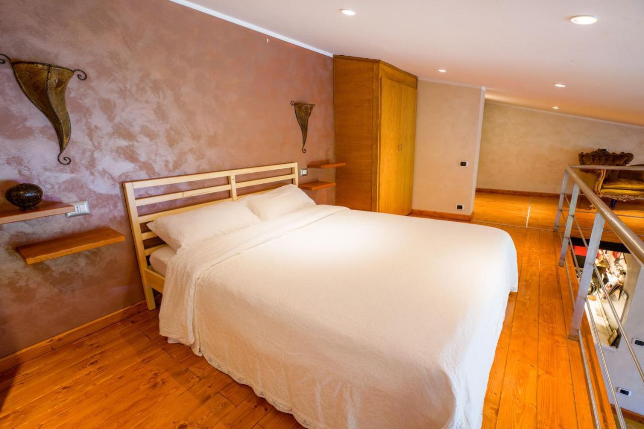 Sa Domo E Giuanne E Giuanna Bed & Breakfast Bosa Ngoại thất bức ảnh